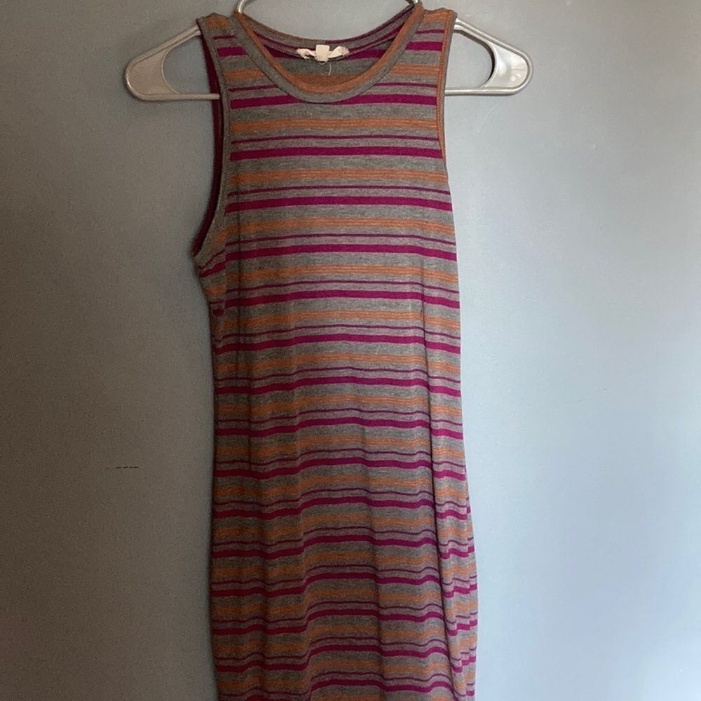 Striped fitted dress - Picture 10 of 10